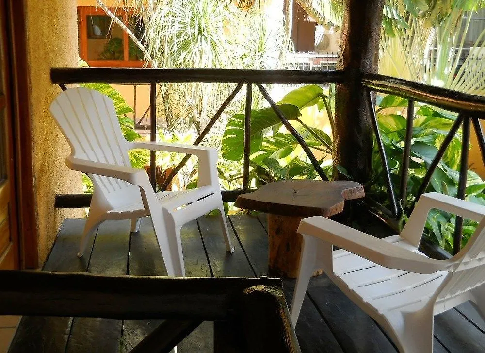 Hotel Bosque Caribe, 5Th Av. Zone Playa del Carmen