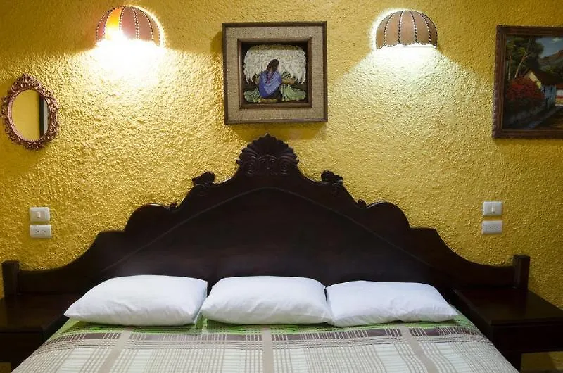 Hotel Bosque Caribe, 5Th Av. Zone Playa del Carmen